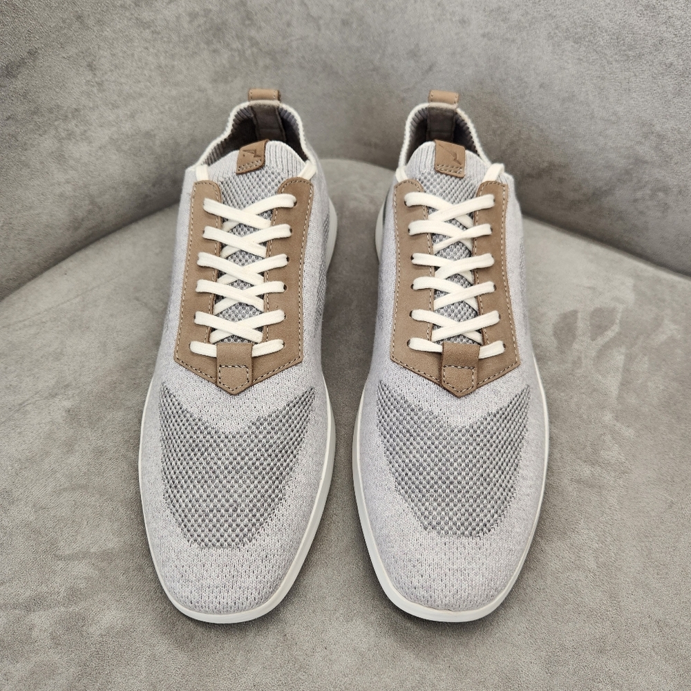 Wolf & Shepherd Men's Sneakers 11 Light Grey SupremeKnit Trainers Sock New $175